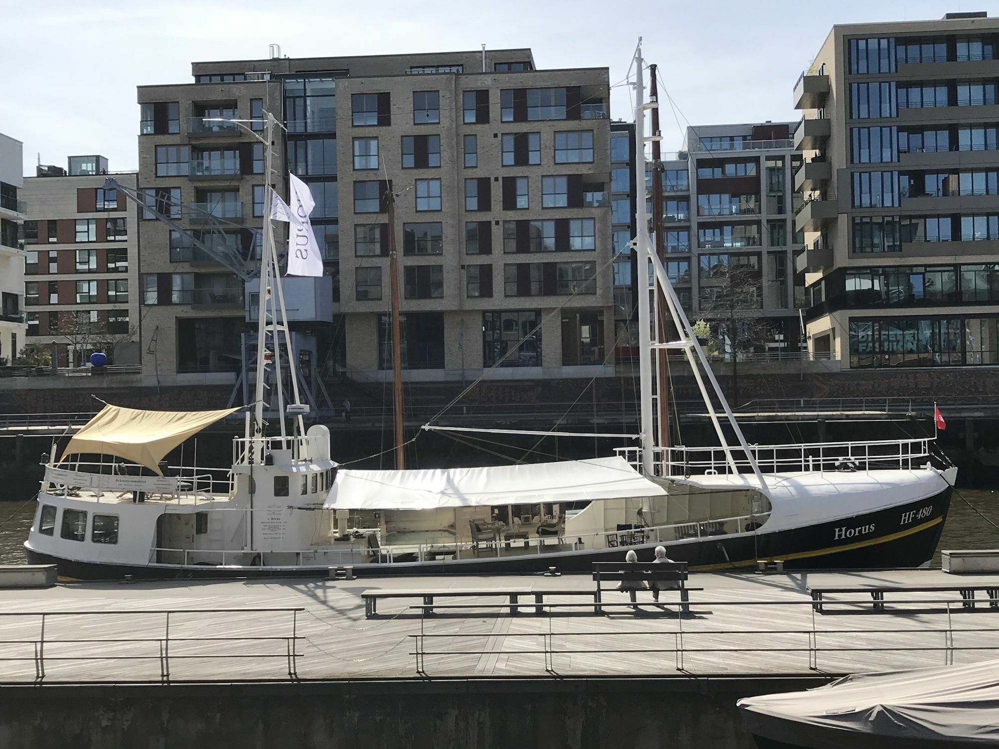 Horus Hausboot Apartman Hamburg Kültér fotó